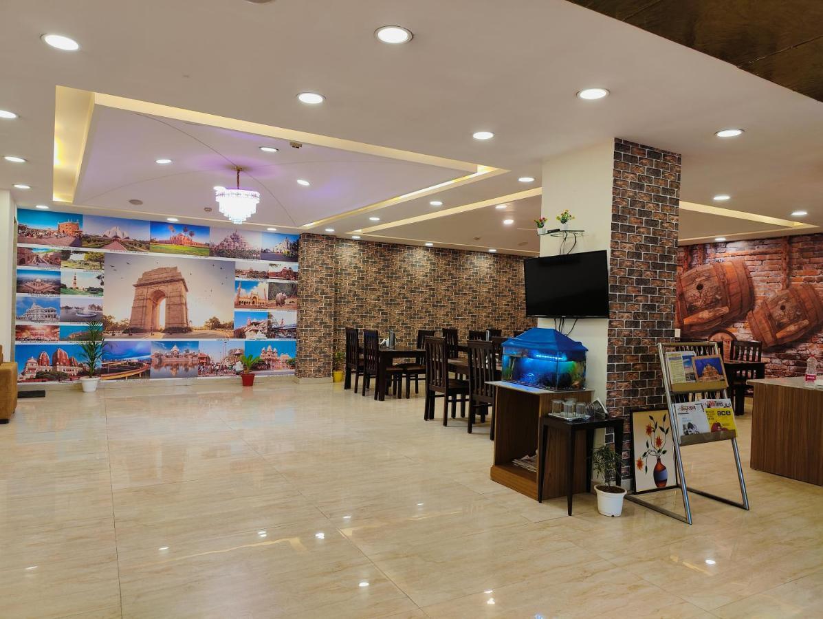 Hotel Ronit Royal Delhi Airport By D'Capitol New Delhi Exterior photo